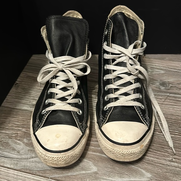 Converse Other - Converse Chuck Taylor All Star men’s High Top Sneakers size 11